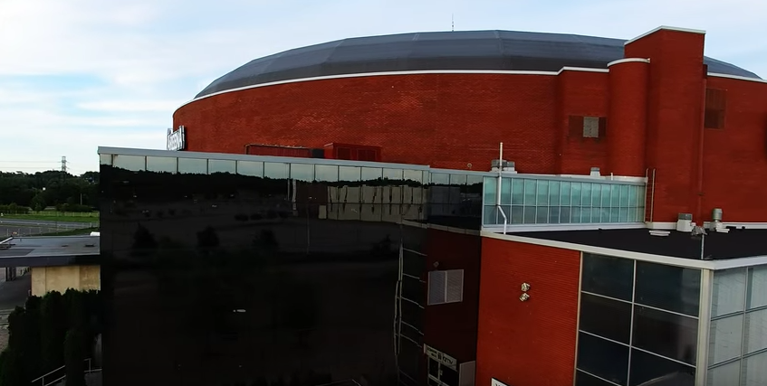 Turussa vain kourallinen katsojia Turussa vain kourallinen katsojia illan CHL-ottelussa.