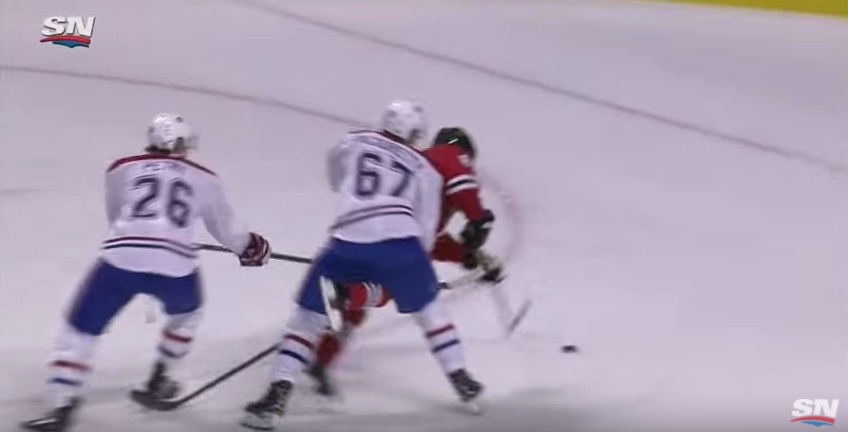 Patrick Kane väläyttää pehmeitä käsiään Patrick Kane väläyttää pehmeitä käsiään