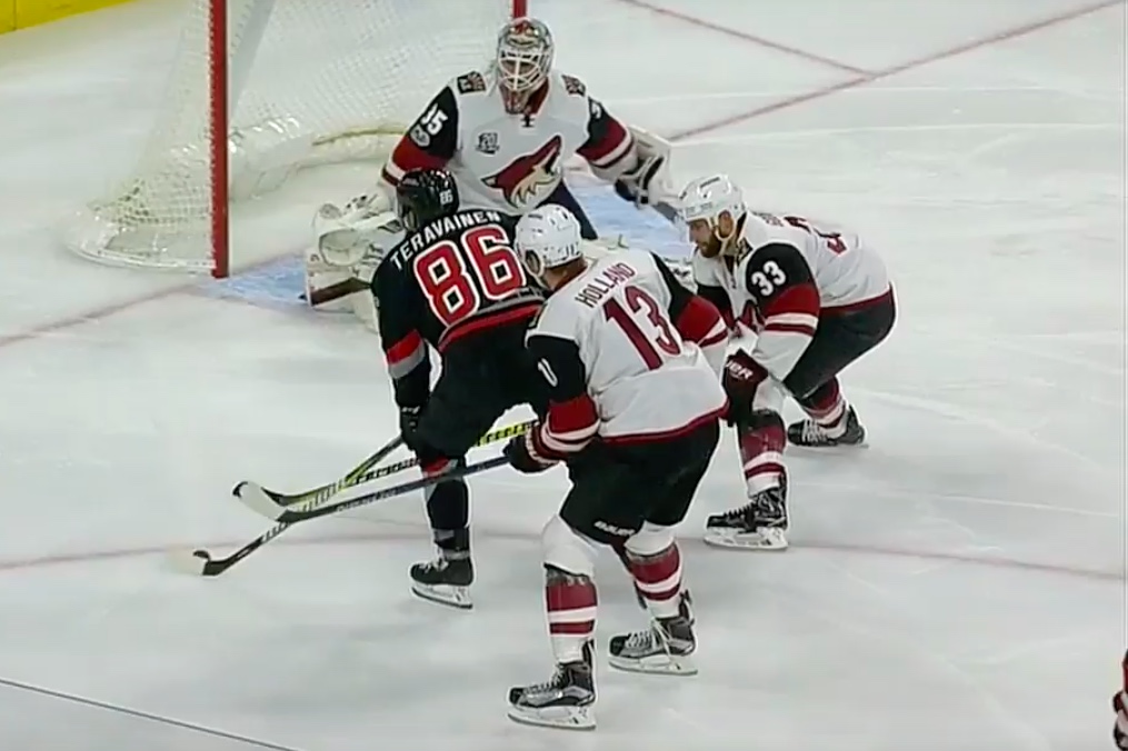 Teuvo Teräväinen Carolina NHL / Laitataklaus.com Teuvo Teräväinen Carolina NHL / Laitataklaus.com
