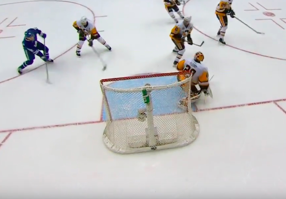 Video: Kasperi Kapanen iski uransa ensimmäisen NHL-maalin | Laitataklaus.com Video: Kasperi Kapanen iski uransa ensimmäisen NHL-maalin | Laitataklaus.com