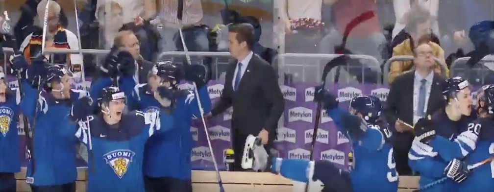 Sebastian Aho Leijonat MM-kisat / Laitataklaus.com Sebastian Aho Leijonat MM-kisat / Laitataklaus.com