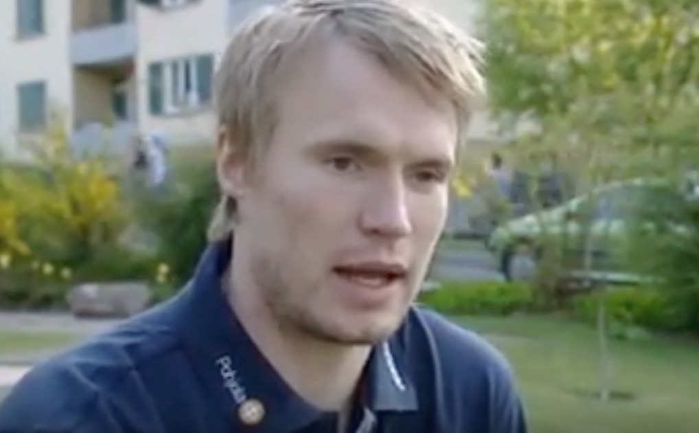 tommi santala kloten NLA / Laitataklaus.com tommi santala kloten NLA / Laitataklaus.com