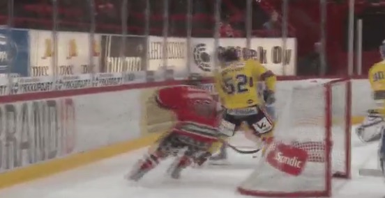 Matti Lambergille tuntuva pelikielto taklauksestaan Valtteri Hietaseen lamberg Matti Lambergille tuntuva pelikielto taklauksestaan Valtteri Hietaseen lamberg