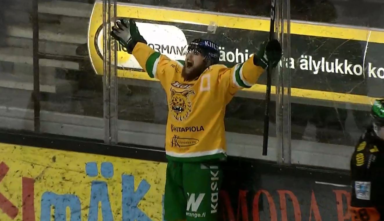 Kouvolassa todelliset maalikarkelot - Ilves kaatoi KooKoo:n jatkoajalla Kouvolassa todelliset maalikarkelot - Ilves kaatoi KooKoo:n jatkoajalla