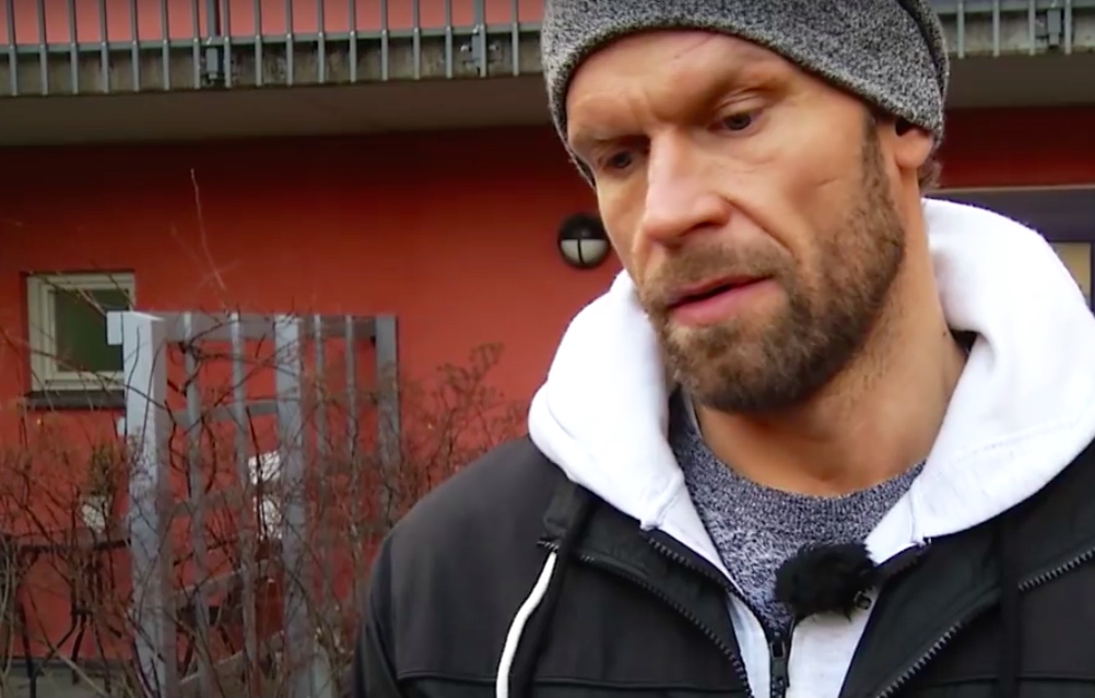 Jere Karalahti kirjassaan - Summasella kaksi tavoitetta HIFK:ssa: Jere Karalahti kirjassaan - Summasella kaksi tavoitetta HIFK:ssa: