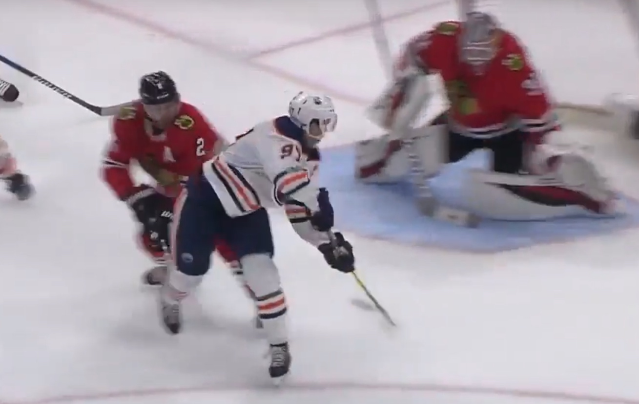 Video: Connor McDavid löi pöytään käsittämättömän hienon syötön Video: Connor McDavid löi pöytään käsittämättömän hienon syötön