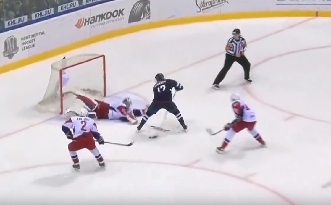 Video: Boris Sadecky kynäili maagisen uran ensimmäinen KHL-maalinsa Video: Boris Sadecky kynäili maagisen uran ensimmäinen KHL-maalinsa