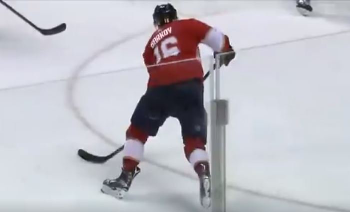 Aleksander Barkov | Laitataklaus.com Video: Aleksander Barkov tälläsi sähäkän rannarin verkon perukoille