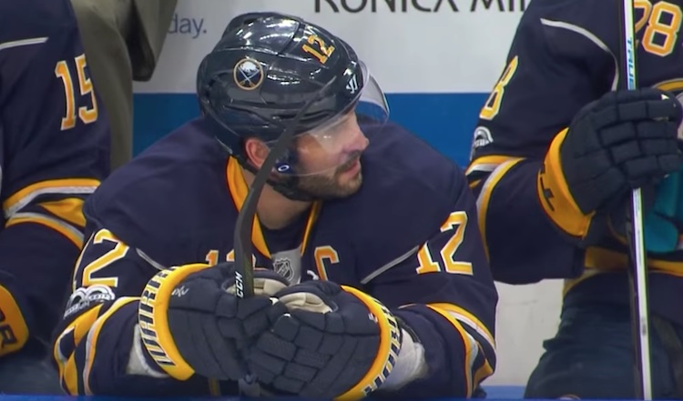 Brian Gionta vaihdossa Yhdysvallat nimesi Pyongchangiin lähtevän olympiajoukkueensa kapteeniksi kaiken nähneen ja kokeneen Brian Giontan.