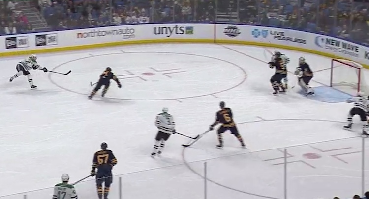 Esa Lindell maalinteossa Dallas Starsin Esa Lindell nähtiin maalinteossa ensimmäistä kertaa yli kahteen kuukauteen.