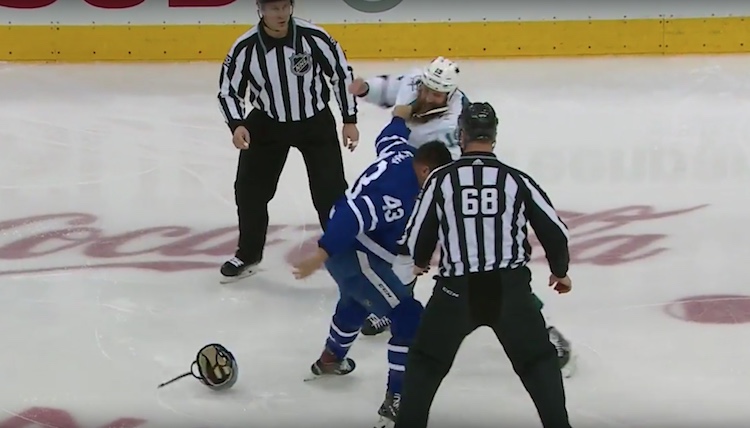 Joe Thornton vs Nazem Kadri San Jose Sharksin 38-vuotias Joe Thornton oli ennen kuluvaa kautta tapellut viimeksi vuonna 2013.