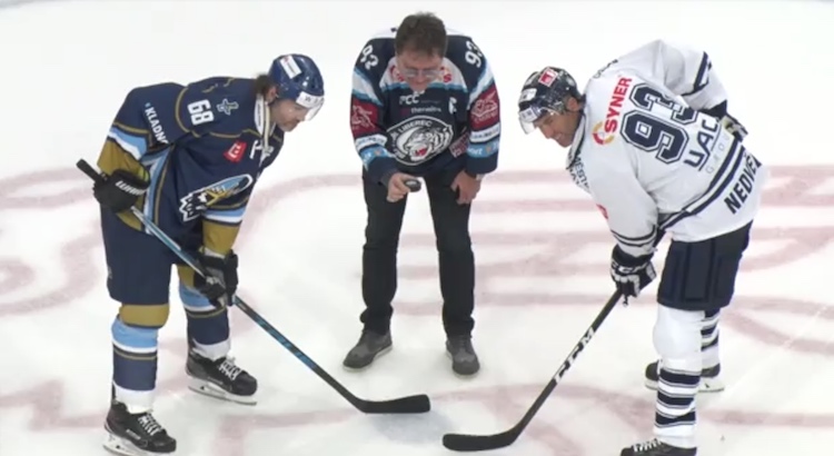 Jaromir Jagr Petr Nedved Jaromir Jagrin paluu kotimaahan sai koko tshekkiläisyleisön sekaisin.