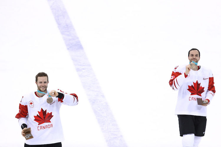 Ice Hockey - Winter Olympics Day 15 Kanada oli yhtä hymyä, vaikka maa ei saavuttanutkaan olympialaisten jääkiekkoturnauksessa edes finaalipaikkaa.