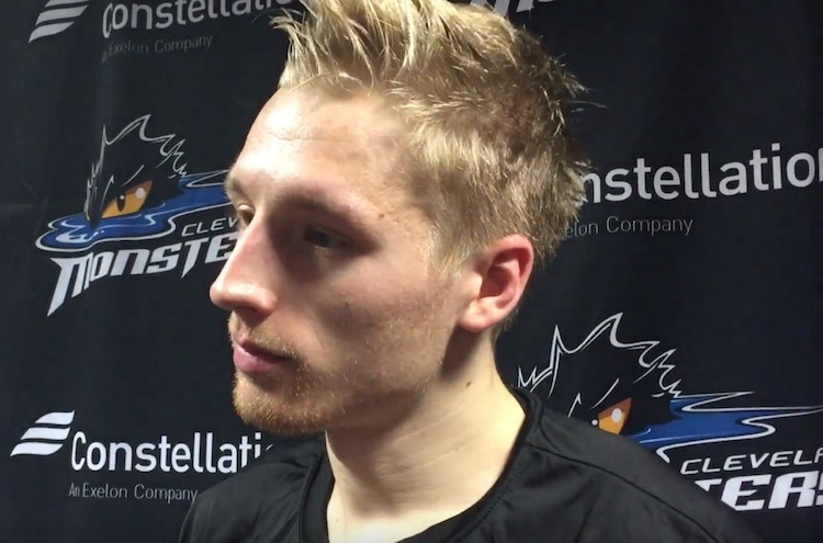 Markus Hännikäinen kutsuttiin ylös Markus Hännikäinen ja Joonas Korpisalo saivat kutsun NHL-miehistön riveihin.