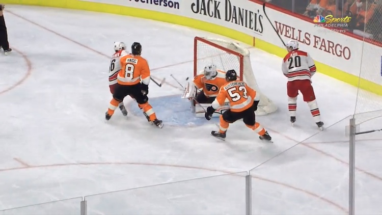Aho Teräväinen Sebastian Aho ja Teuvo Teräväinen rikkoivat molemmat 50. tehopisteen rajapyykin ensimmäistä kertaa urallaan.