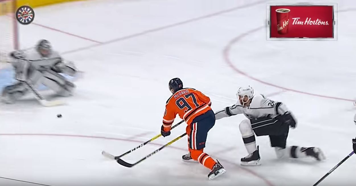 Connor McDavid | Laitataklaus.com VIDEO: Connor McDavid väläytteli mieletöntä nopeuttaan - siirtyi pistepörssin johtoon