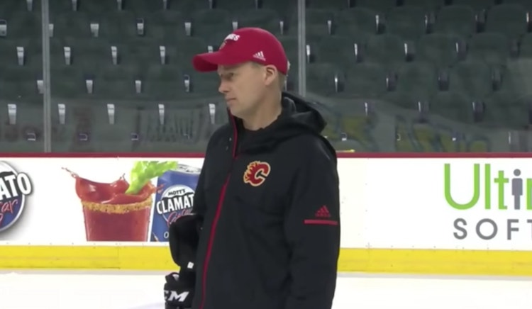Glen Gulutzan v*ttu Calgary Flamesin päävalmentaja Glen Gulutzanin sanavaraston suosikista ei ole epäselvyyksiä.