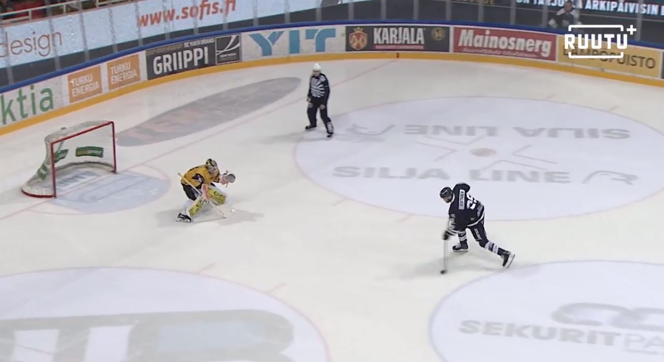 Jonne Virtanen | Laitataklaus.com VIDEO: Jonne Virtanen lämäsi rankkarin häkkiin TPS:n murskavoitossa SaiPasta!