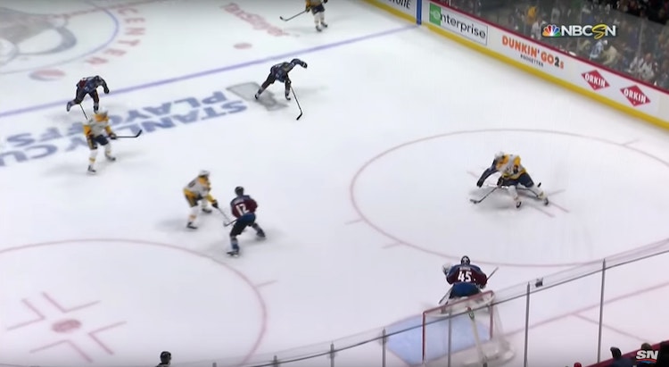 Filip Forsbergilta mykistävä maali Nashville Filip Forsbergilta nähtiin mykistävä maali viime yön ottelussa.
