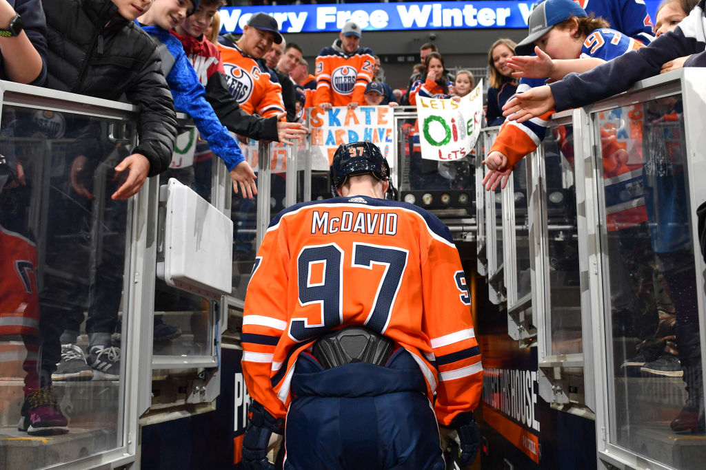 Getty McDavid on voittamassa pistepörssin Edmonton Oilersin Connor McDavid on voittamassa pistepörssin joukkueensa huonosta menestyksestä huolimatta.