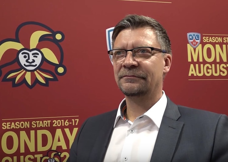Jukka Jalosen poika siirtyy päävalmentajaksi Jukka Jalonen Jukka Jalosen poika, vasta 24-vuotias Jesper Jalonen, siirtyy HC Giantsin päävalmentajaksi.