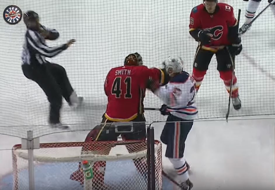 Mike Smith | Laitataklaus.com VIDEO: Milan Lucic kävi kuumana - yritti tapella maalivahti Mike Smithin kanssa