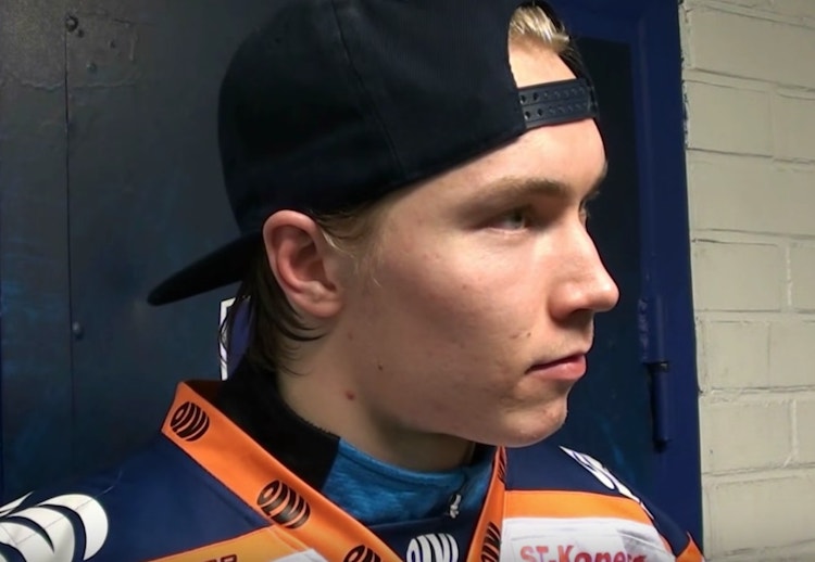 Sebastian Repo sai pelikieltoa Sebastian Repo sai pelikieltoa eilisestä jalkapyyhkäisystä.