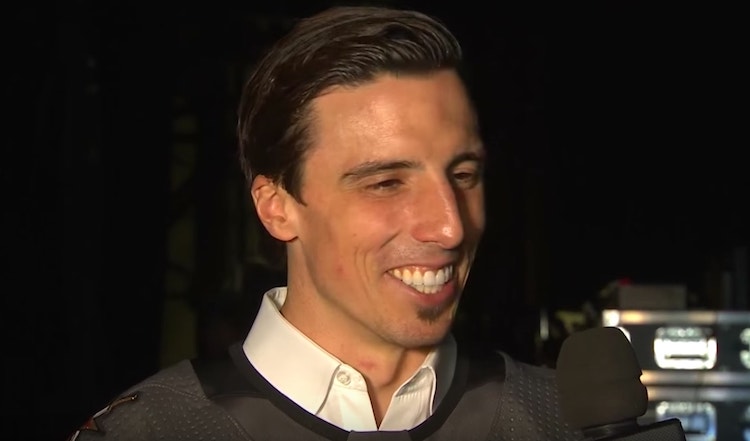 suklaasta tehty Marc-Andre Fleury Suklaasta tehty Marc-Andre Fleury -veistos herätti myös median mielenkiinnon.