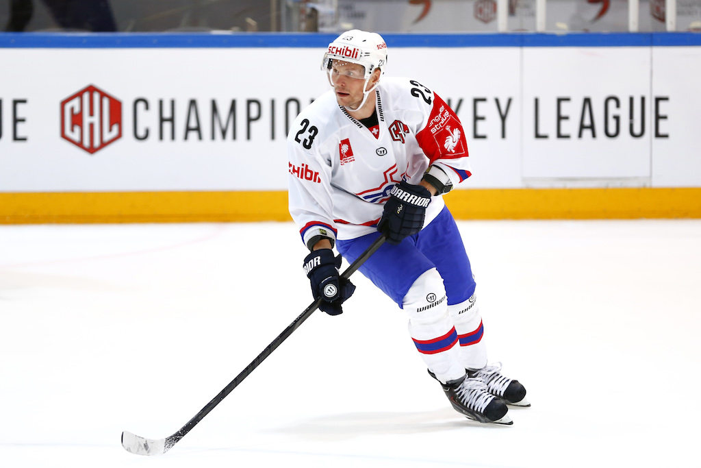 Getty Liigan siirtomarkkinoilla Tommi Santala Liigan siirtomarkkinoilla tapahtuu koko ajan ja yksi eittämättä suurimmista kaloista on HIFK:hon siirtynyt Tommi Santala.