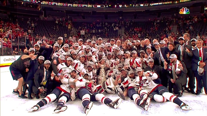 Intohimon ja uskon mestaruus Washington Capitals Washington Capitalsin tarina: intohimon ja uskon mestaruus.