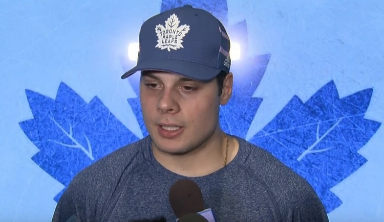 Auston Matthews on sivussa Leafs-kokoonpanosta Auston Matthews on saanut syytteen viime toukokuun tapahtumien johdosta.