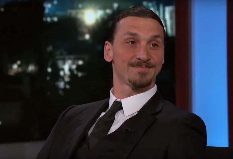 Ibrahimovic kertoi Ibrahimovic kertoi halunneensa pelata jääkiekkoa nuorena.
