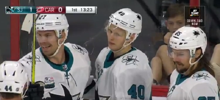 Antti Suomelan uran ensimmäinen NHL-maali näki päivänvalonsa Antti Suomelan uran ensimmäinen NHL-maali näki päivänvalonsa