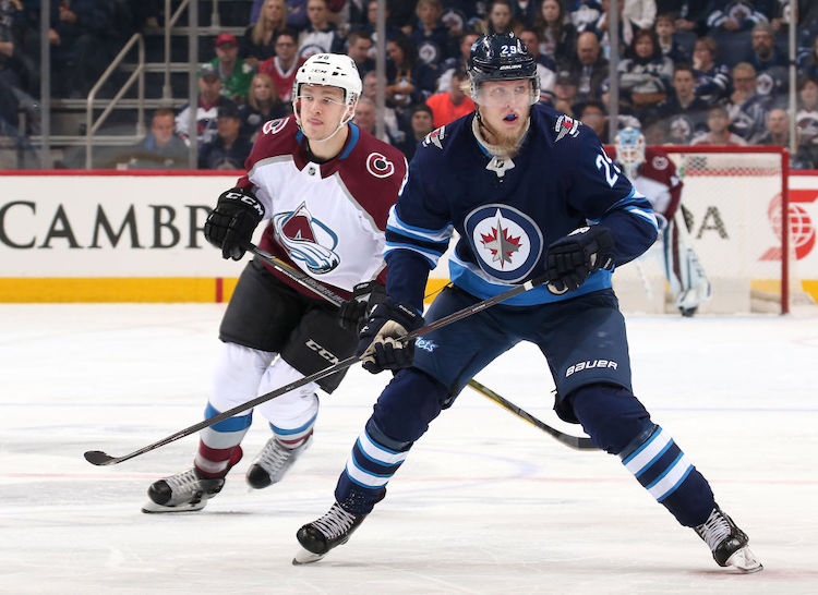 Getty Mikko Rantanen ja Patrik Laine Patrik Laineen ja Mikko Rantasen tilanteen NHL:n markkinoilla mutkistuivat.