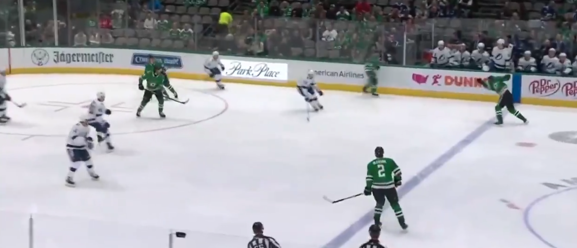 Roope Hintz ja Kasperi Kapanen loukkaantuivat yön NHL-kierroksella Roope Hintz ja Kasperi Kapanen loukkaantuivat yön NHL-kierroksella