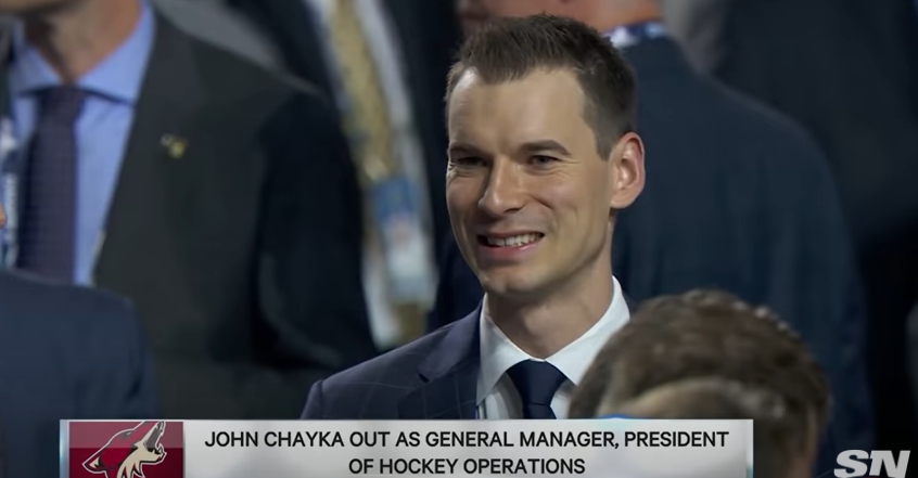 Arizonassa kuohuu – 31-vuotias GM John Chayka erosi
