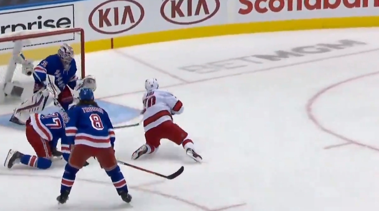 sebastian aho taas liekeissä