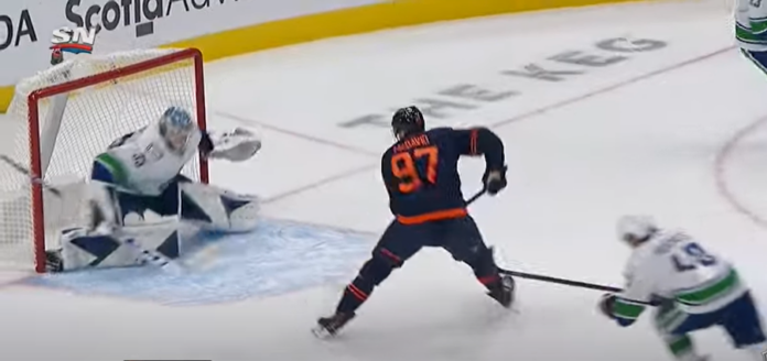 mcdavid viimeisteli hattutempun